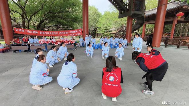 致敬白衣天使凝聚社会温情ky开元棋牌沈阳爱心企业(图3)